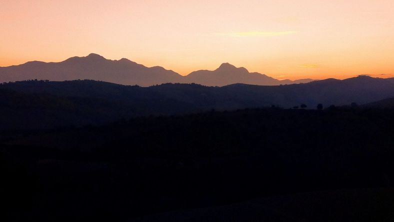 sunset gran sasso
