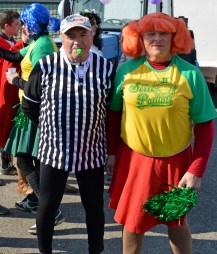 ref & cheerleader.JPG